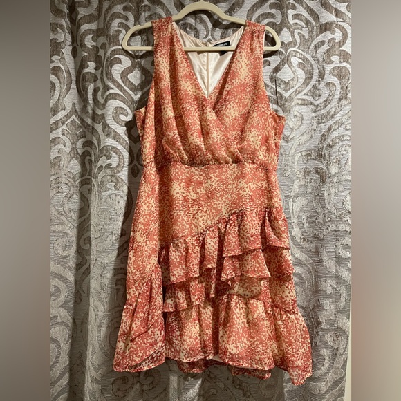 Paisley Ruffle Dress - Picture 2 of 6